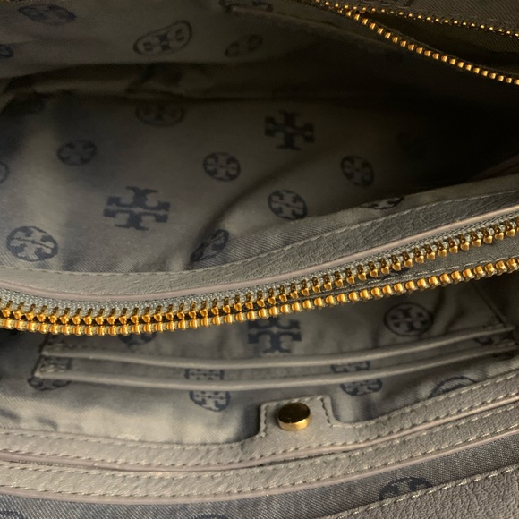 Tory Burch Bombe Small Flap Bag - Picture 4 of 12